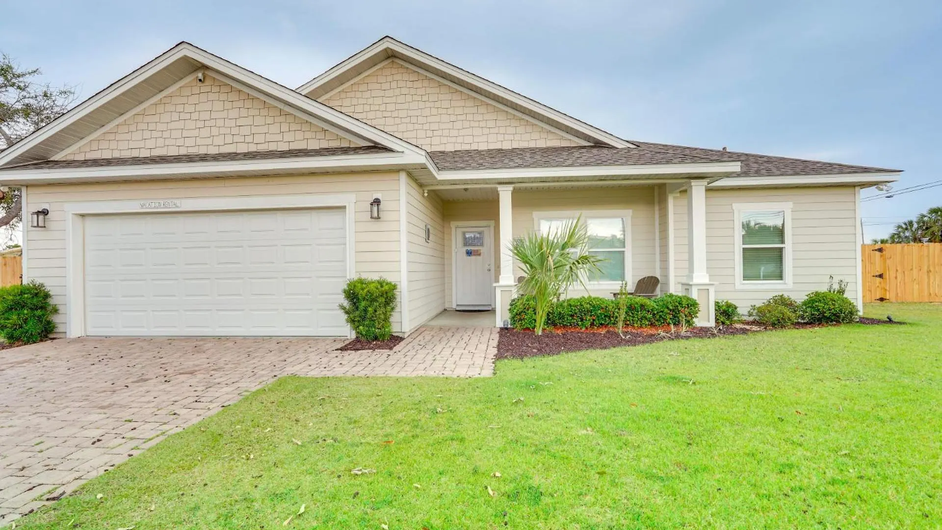 Beachside Sunrise Beautiful 4 Bedroom 2 Bath Spacious And Serene Panama City Beach 0*,