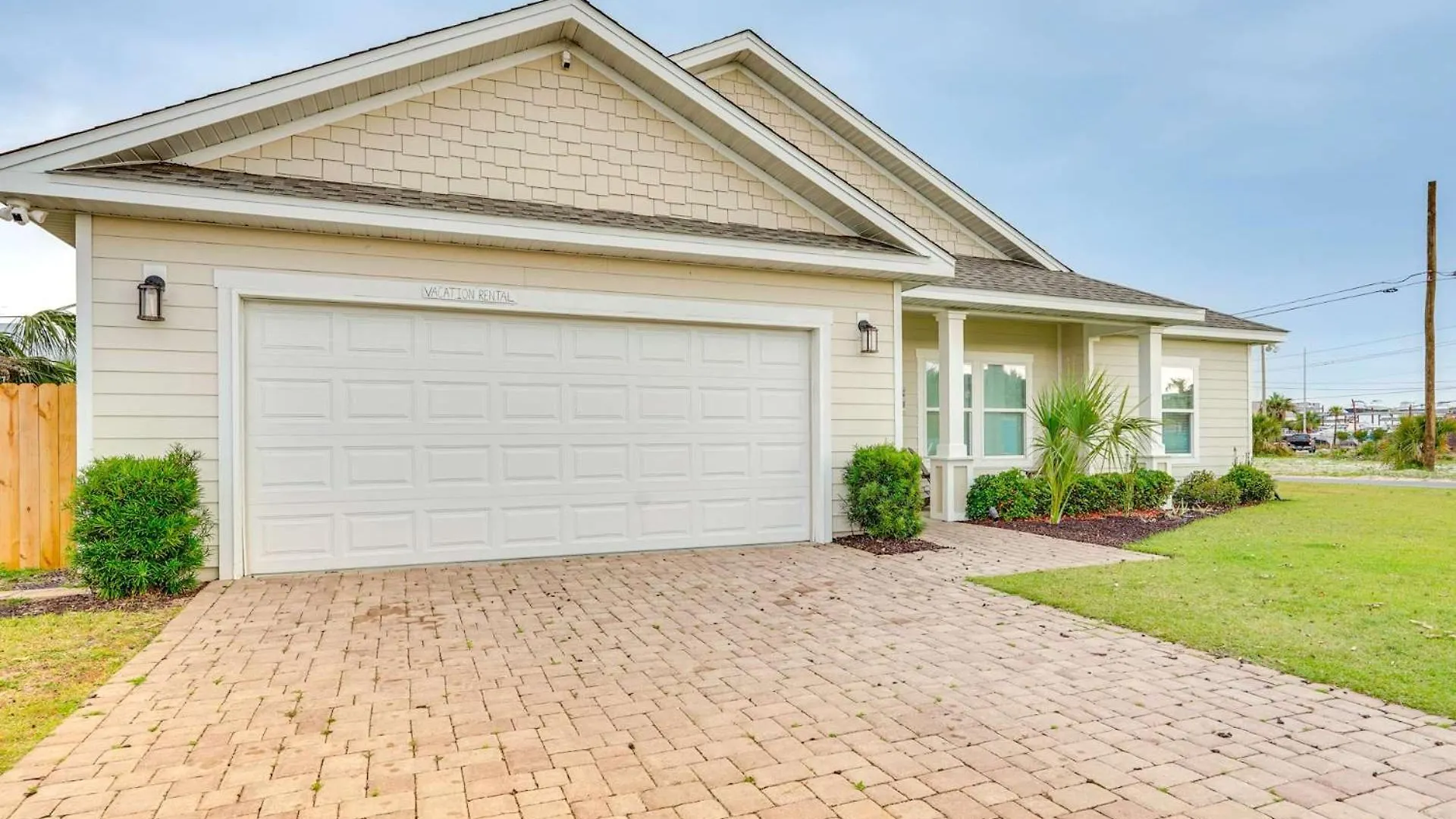 Beachside Sunrise Beautiful 4 Bedroom 2 Bath Spacious And Serene Panama City Beach 0*,  United States
